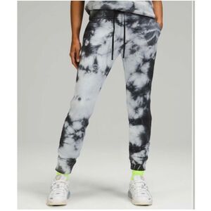 LULULEMON Warm Down Jogger *Earth Dye -Earth Dye Stone
